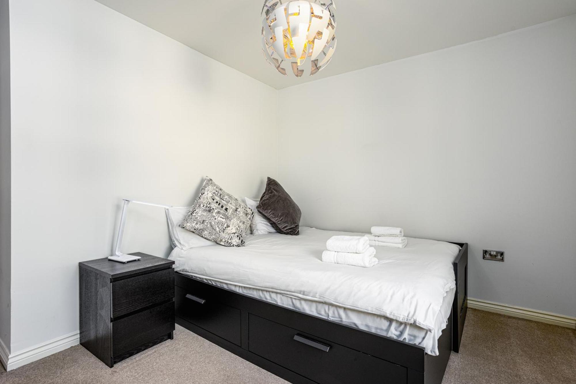 Comfy 2 Bedroom Apartment Near Edinburgh City Centre Exteriör bild