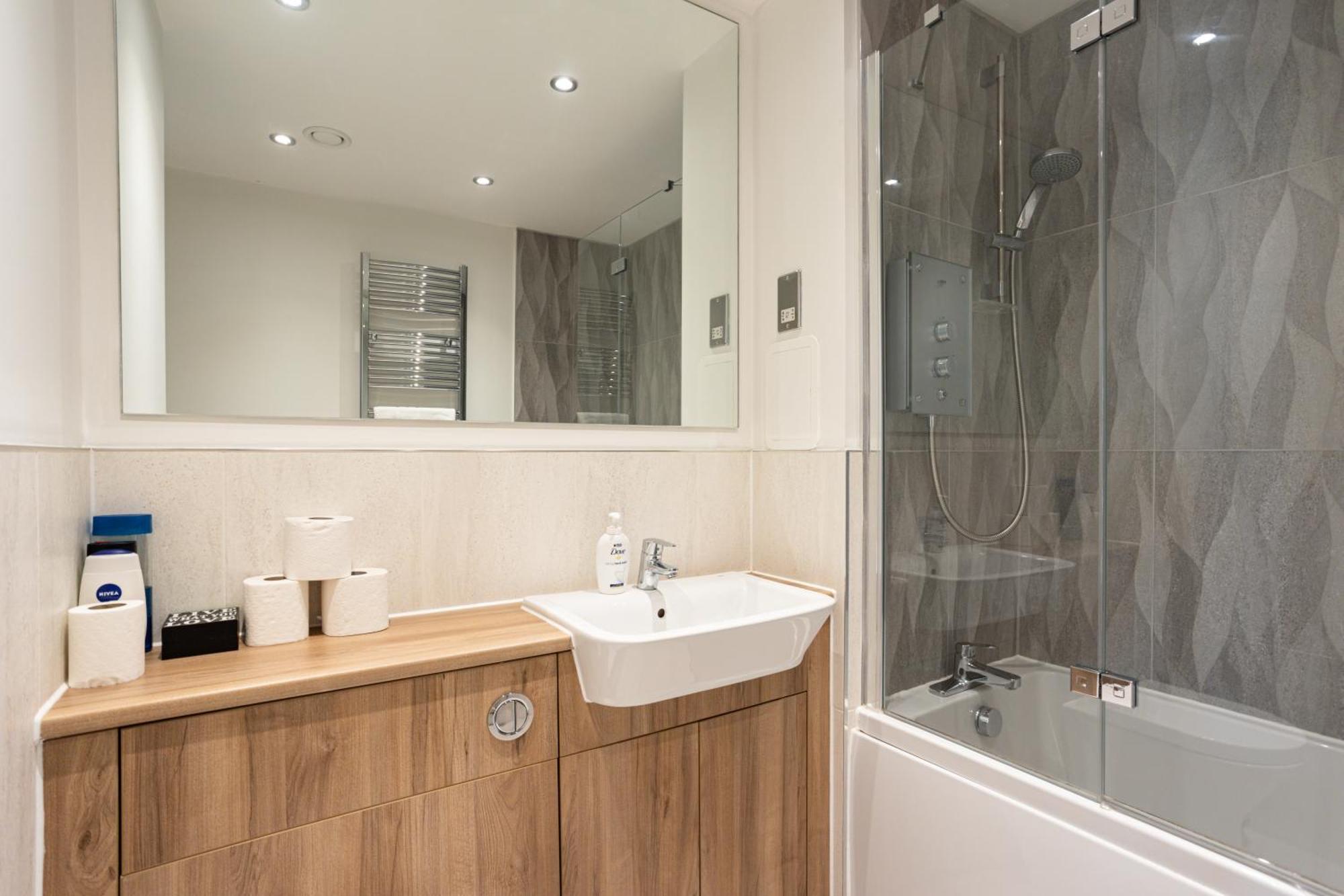 Comfy 2 Bedroom Apartment Near Edinburgh City Centre Exteriör bild